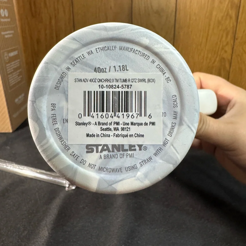 Stanley Marble White Quencher 40 oz Tumbler NEW - Picture 7 of 7